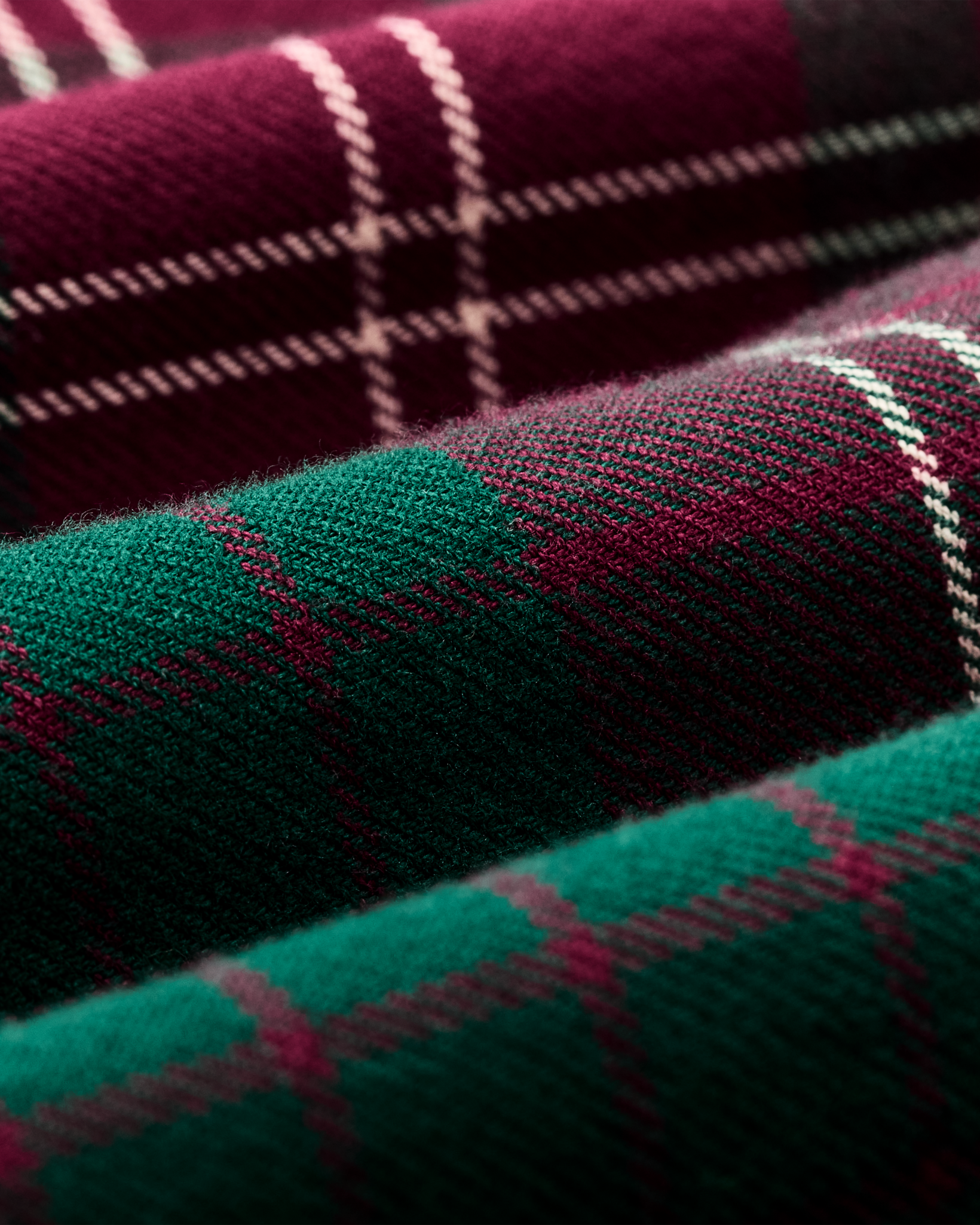 Lightweight Alaskan Guide Shirt - Green / Burgundy / Multi Plaid - Image 4